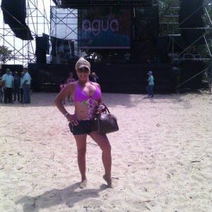 Chica busca chico en Tenerife: 