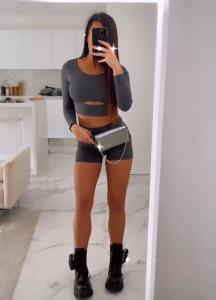 614567923: Chica busca chico en Sevilla