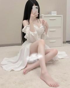 645230666: Chica busca chico en Barcelona