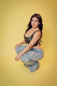 603496351: Chica busca chico en Granada