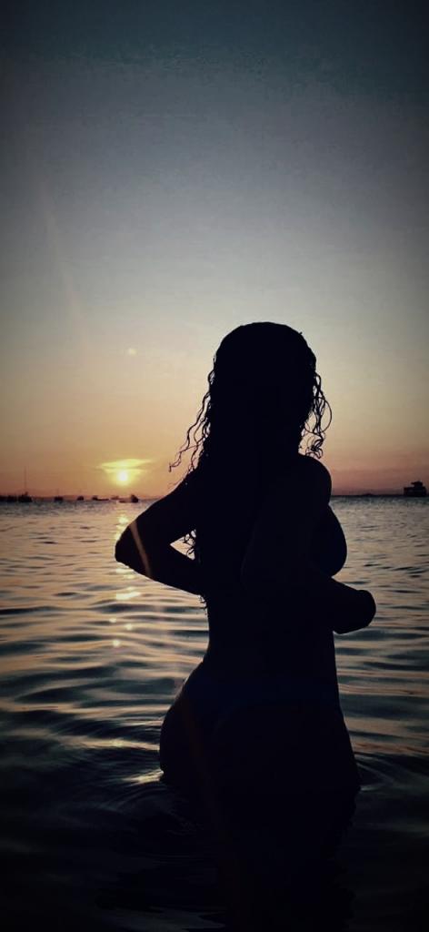 Chica busca chico en Alicante: 