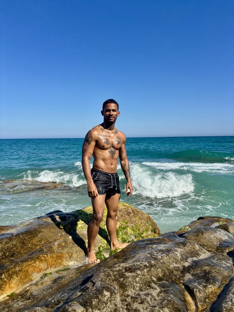 Chico busca chica en Málaga: 