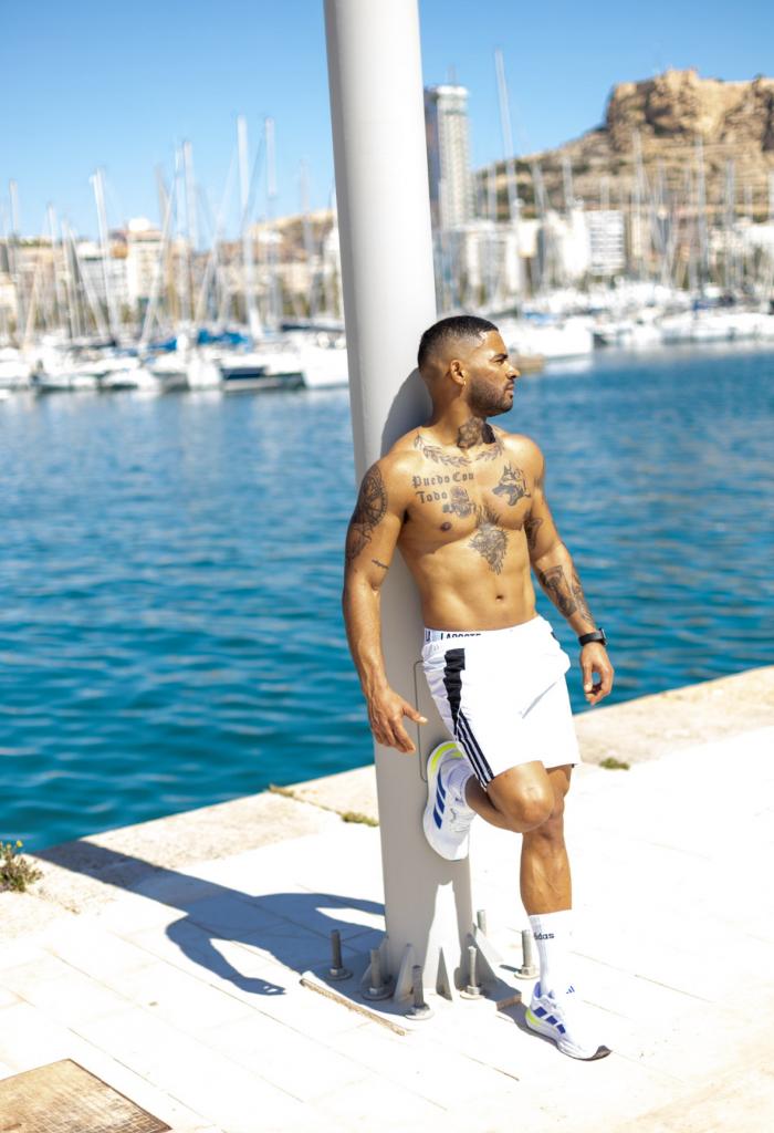 Chico busca chica en Málaga: 