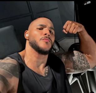 Chico busca chica en Barcelona: 