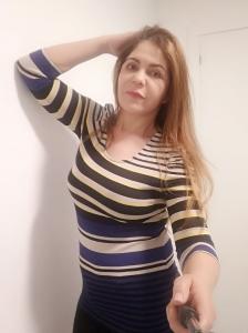 631128963: Chica busca chico en Barcelona
