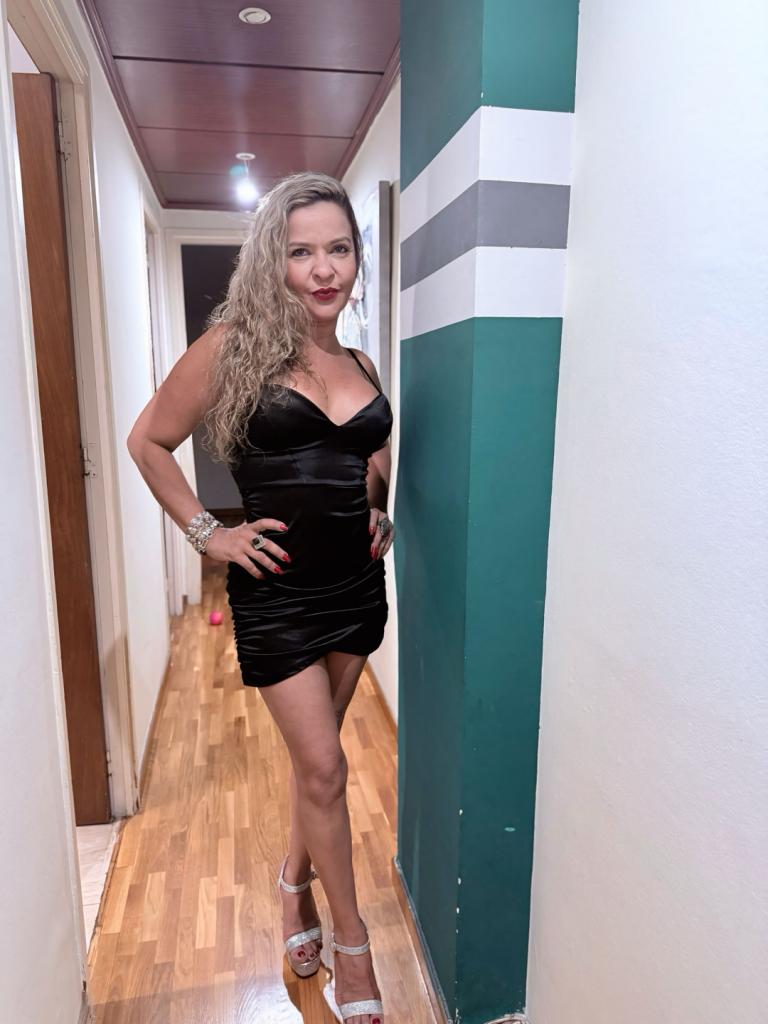 674378704: Chica busca chico en Valencia