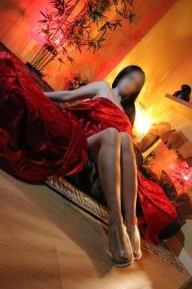 632329643: Chica busca chico en Sevilla