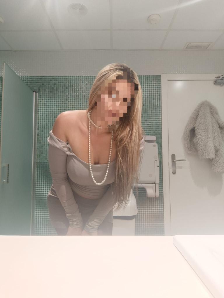 627148075: Chica busca chico en Málaga