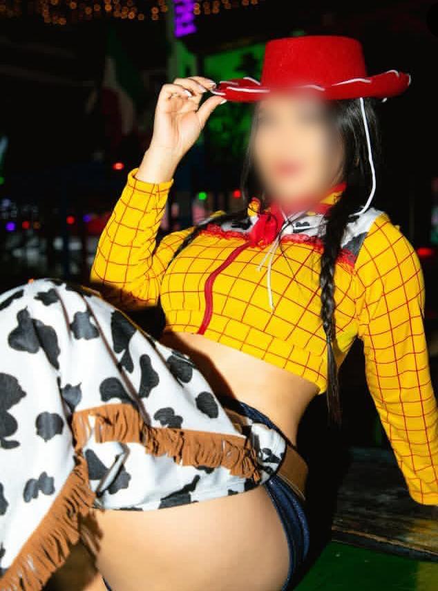 Chica busca chico en Tenerife: 