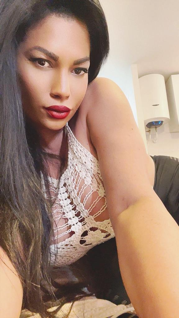 672949961: Travesti en Alicante