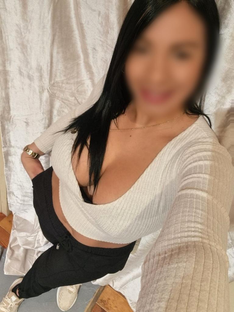 747802053: Chica busca chico en Tenerife