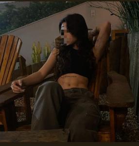 607545907: Chica busca chico en Madrid