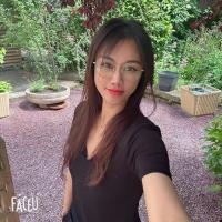 688141883: Chica busca chico en Barcelona