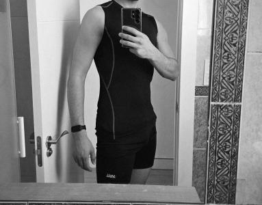 604966642: Chico busca chica en Zaragoza