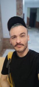 Chico busca chica en Barcelona: 