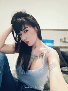 670332701: Chica busca chico en Madrid