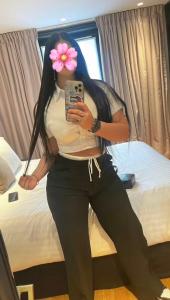 613859338: Chica busca chico en La Coruña