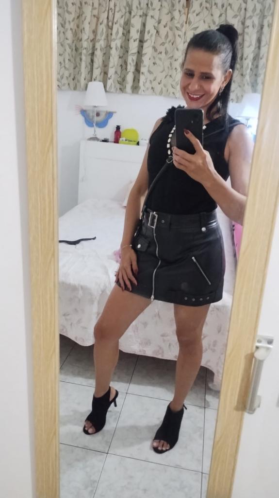 613705412: Chica busca chico en Las Palmas