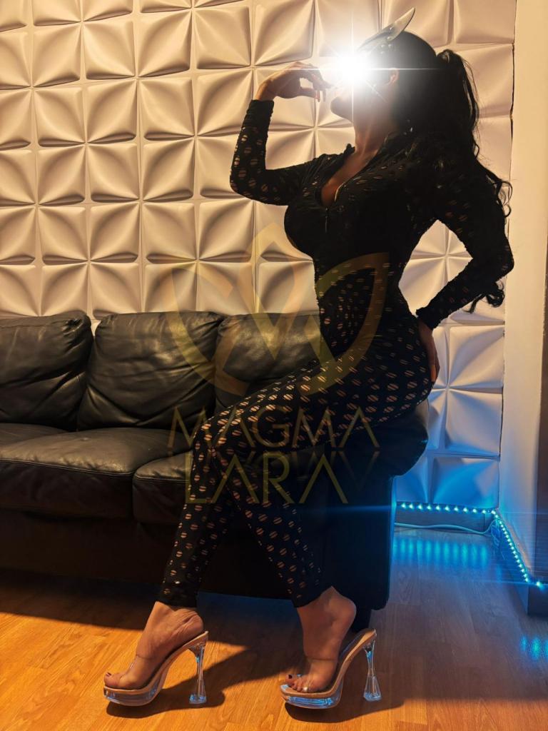 641351787: Chica busca chico en Granada