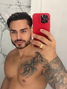 Chico busca chica en Mallorca: 