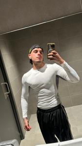 634641496: Chico busca chica en Pontevedra