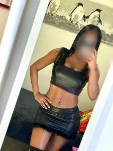 613600288: Chica busca chico en Tenerife