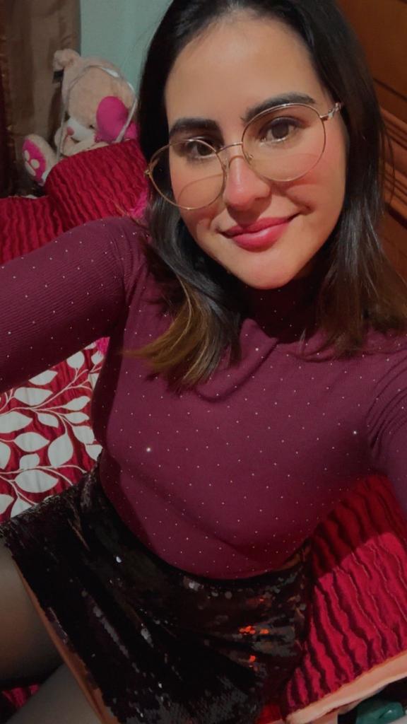 Chica busca chico en Granada: 