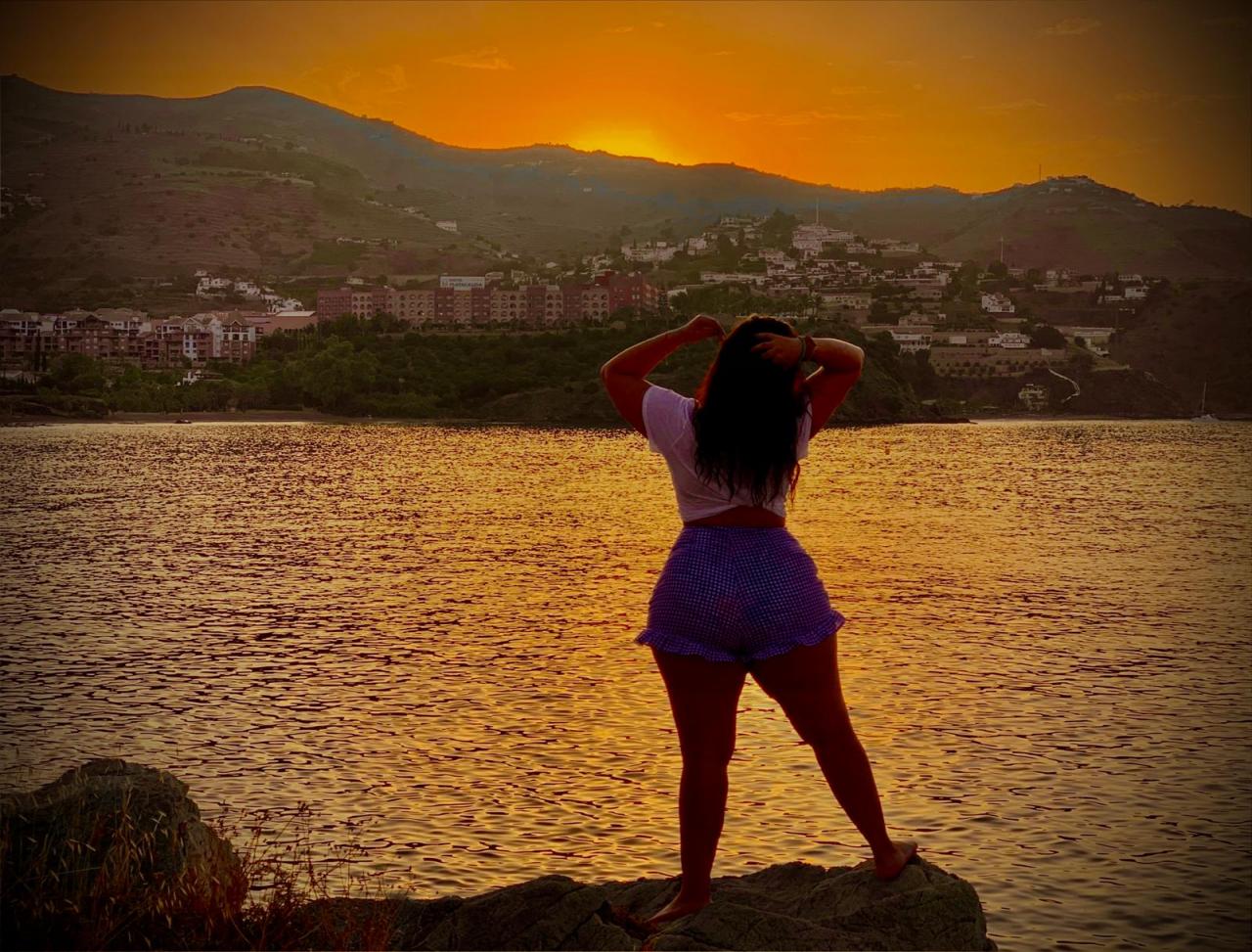 664256562: Chica busca chico en Madrid