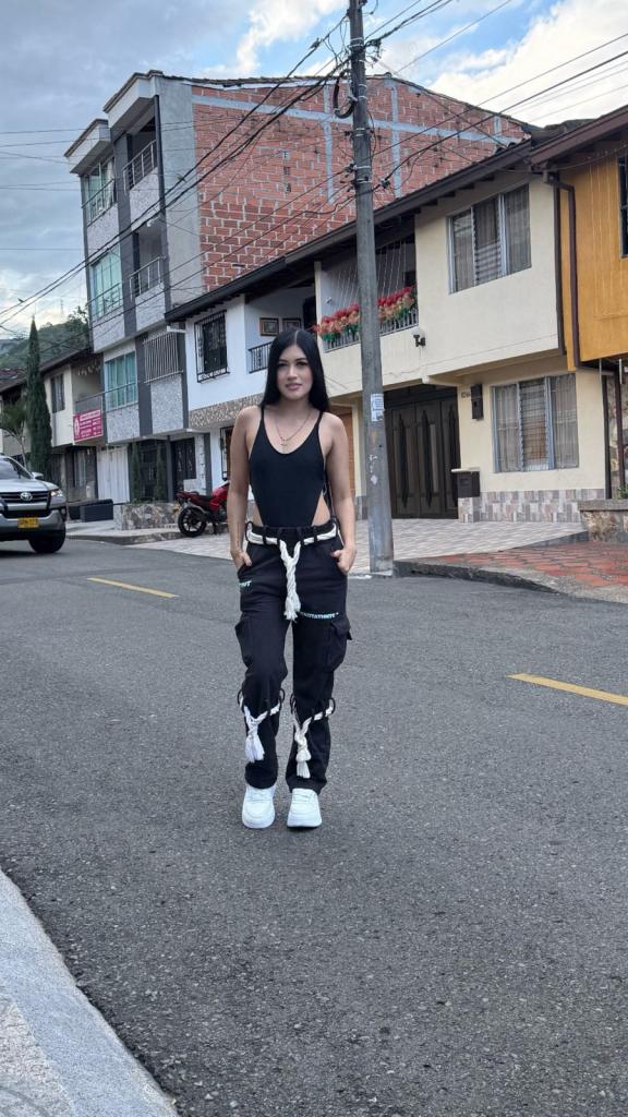 Chica busca chico en Murcia: Chica busca chico