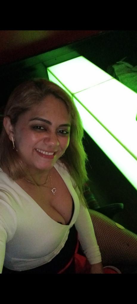 Chica busca chico en Pontevedra: Chica busca chico