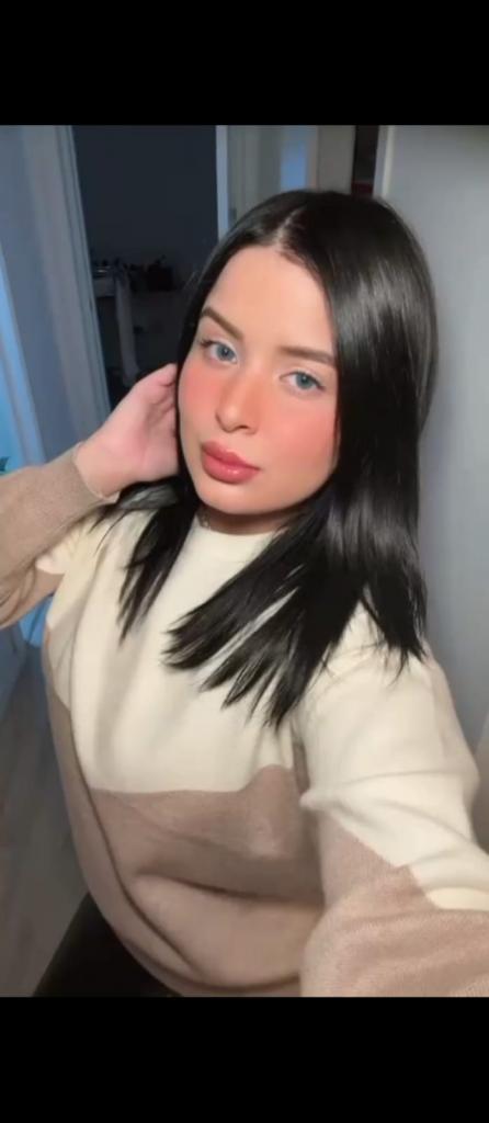 Chica busca chico en Murcia: Chica busca chico