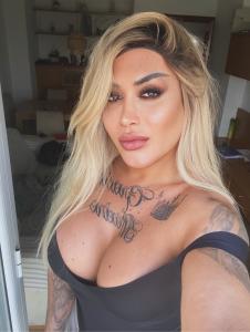 605904329: Travesti en Barcelona