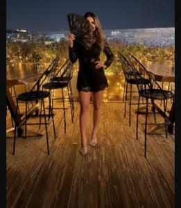 664295920: Chica busca chico en Barcelona