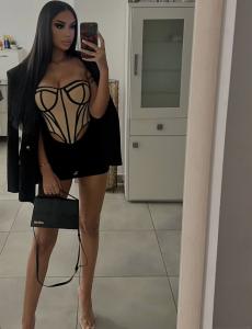 644784505: Chica busca chico en Mallorca