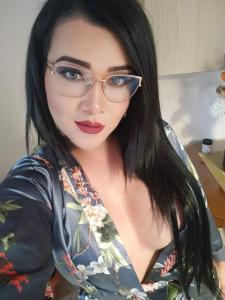 Chica busca chico en Cádiz: 