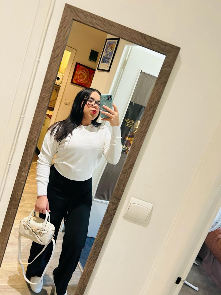 627028666: Chica busca chico en Valencia