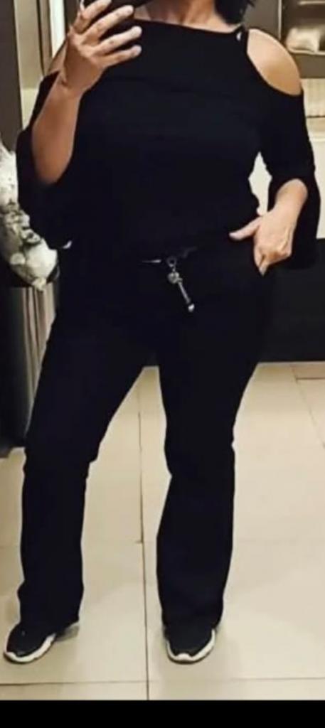 613891064: Chica busca chico en Guipúzcoa