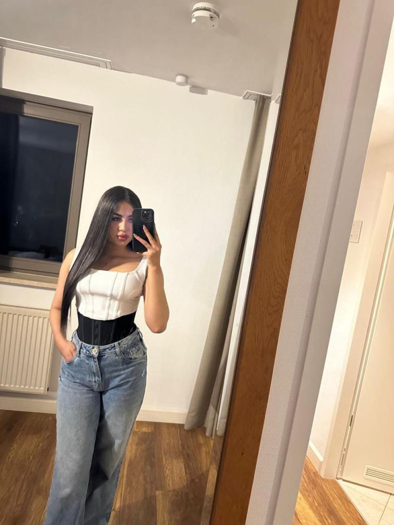 654831368: Chica busca chico en Las Palmas