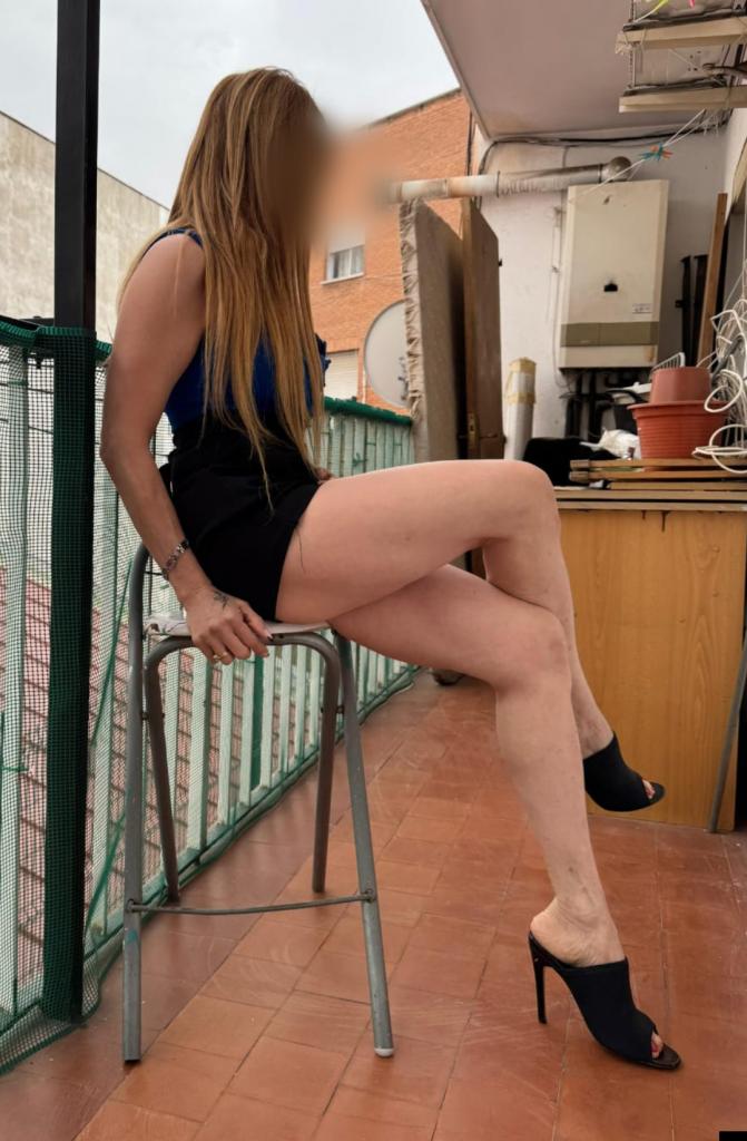Chica busca chico en Madrid: Chica busca chico