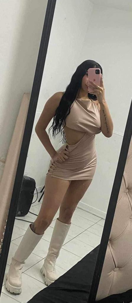 Chica busca chico en Granada: Chica busca chico