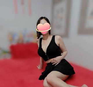 663724469: Chica busca chico en Madrid