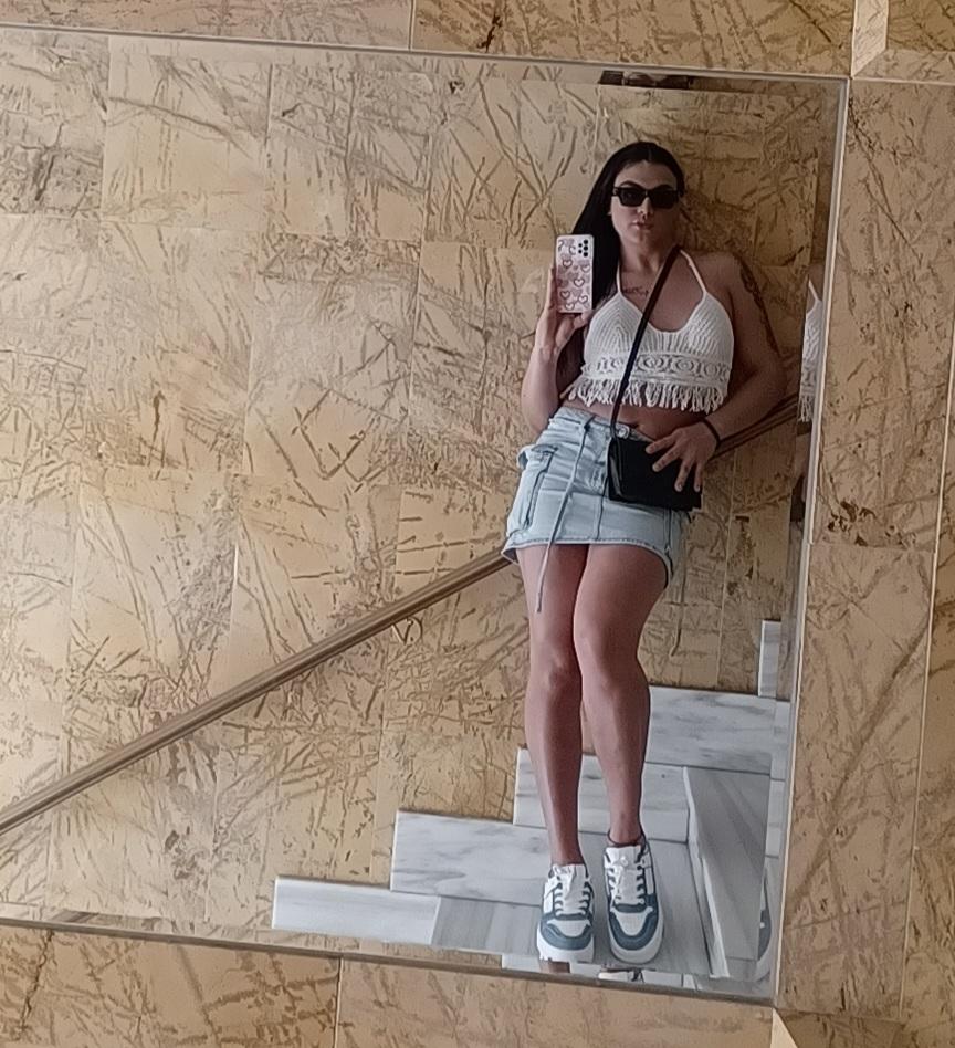 653423408: Transexual en Segovia