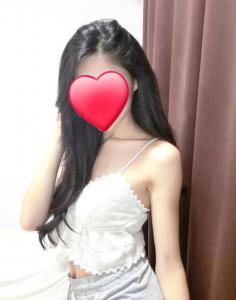 667377188: Chica busca chico en Madrid