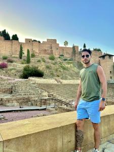 604834368: Chico busca chica en Madrid