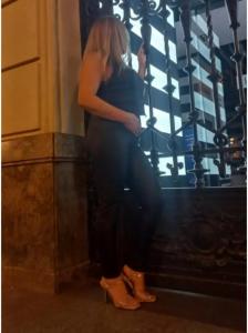 614502183: Chica busca chico en Sevilla