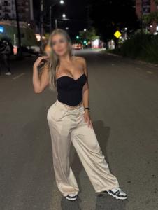 Chica busca chico en Tenerife: 