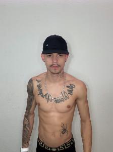 613497086: Chico busca chica en Barcelona