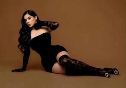 664236061: Chica busca chico en Barcelona