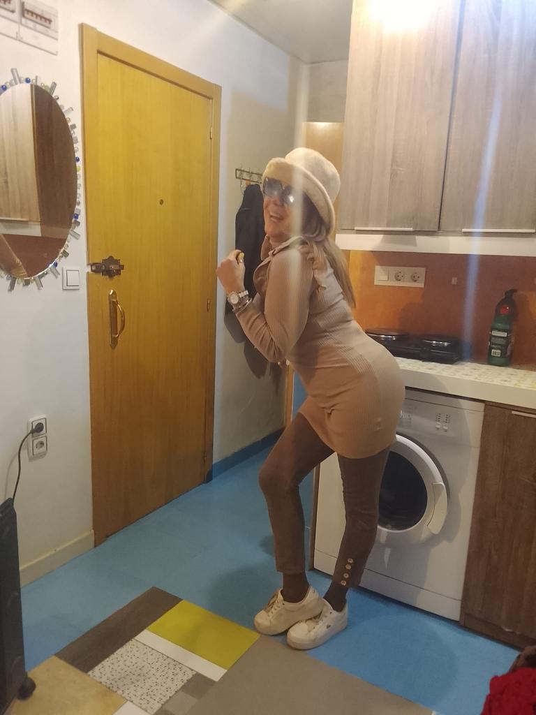 Chica busca chico en Jaén: 