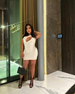 616696392: Travesti en Barcelona